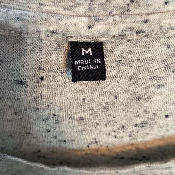 Dallas Cowboys Tee Size Medium. Free matching earrings with purchase! - Picture 6 of 6